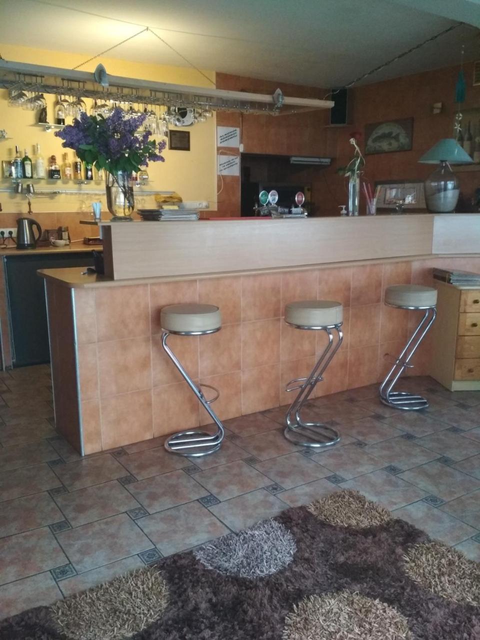 Pensjonat I Restauracja U Zdzicha Rowy  Esterno foto