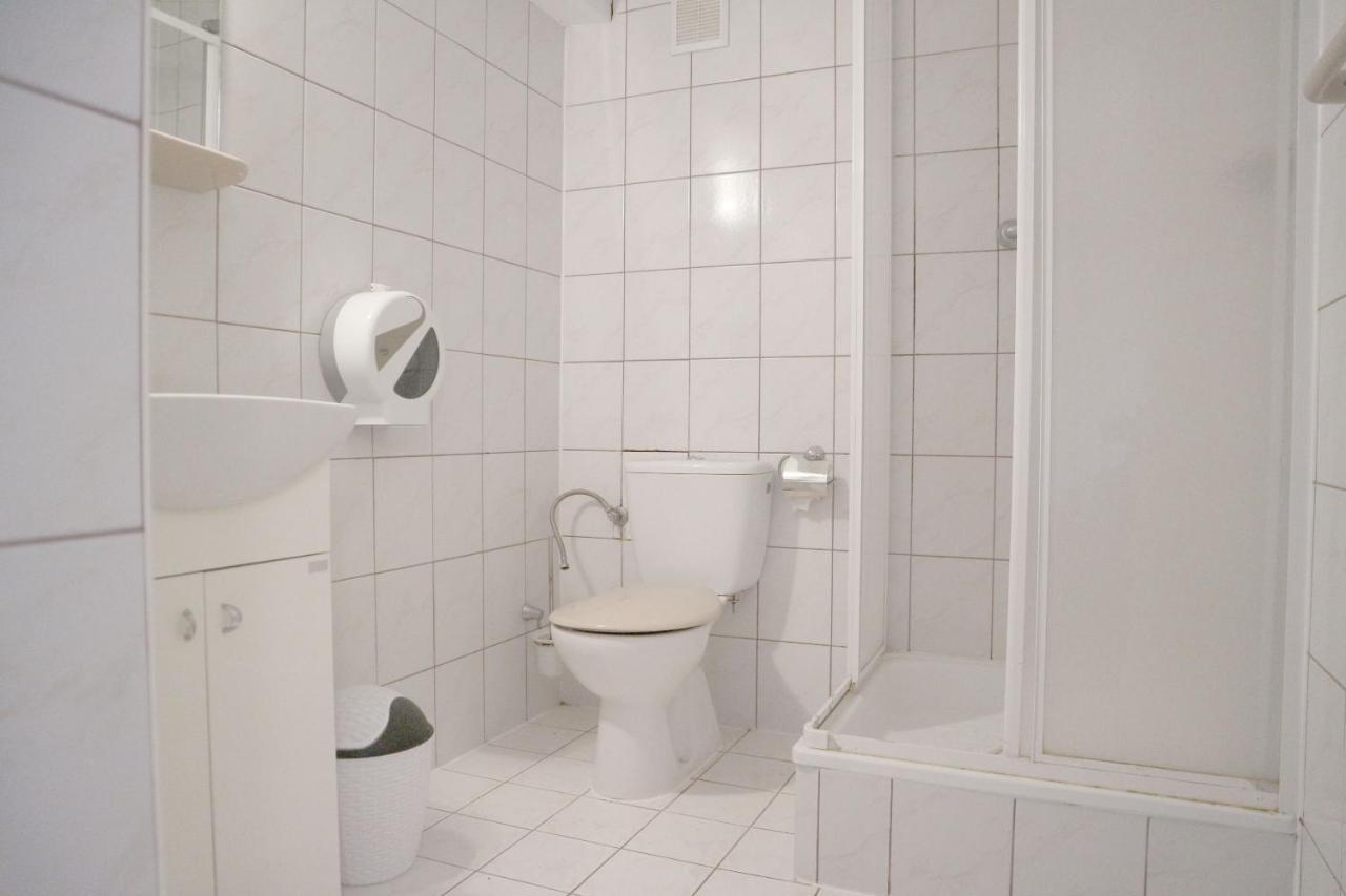 Pensjonat I Restauracja U Zdzicha Rowy  Esterno foto